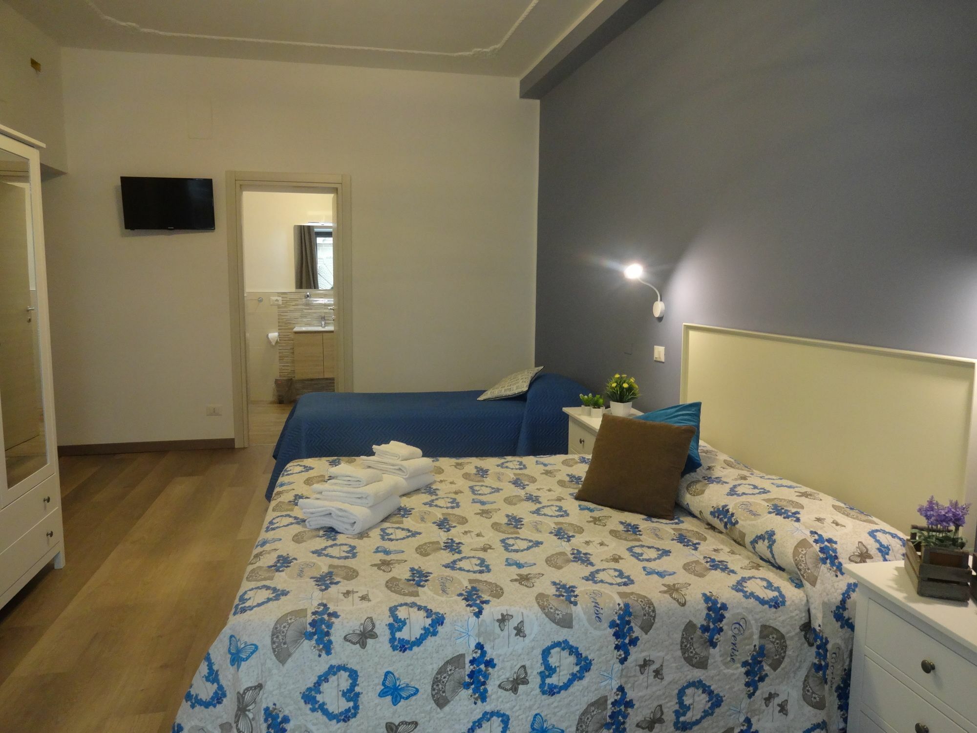 I Vicini Della Cattedrale Bed & Breakfast Palermo Exterior photo