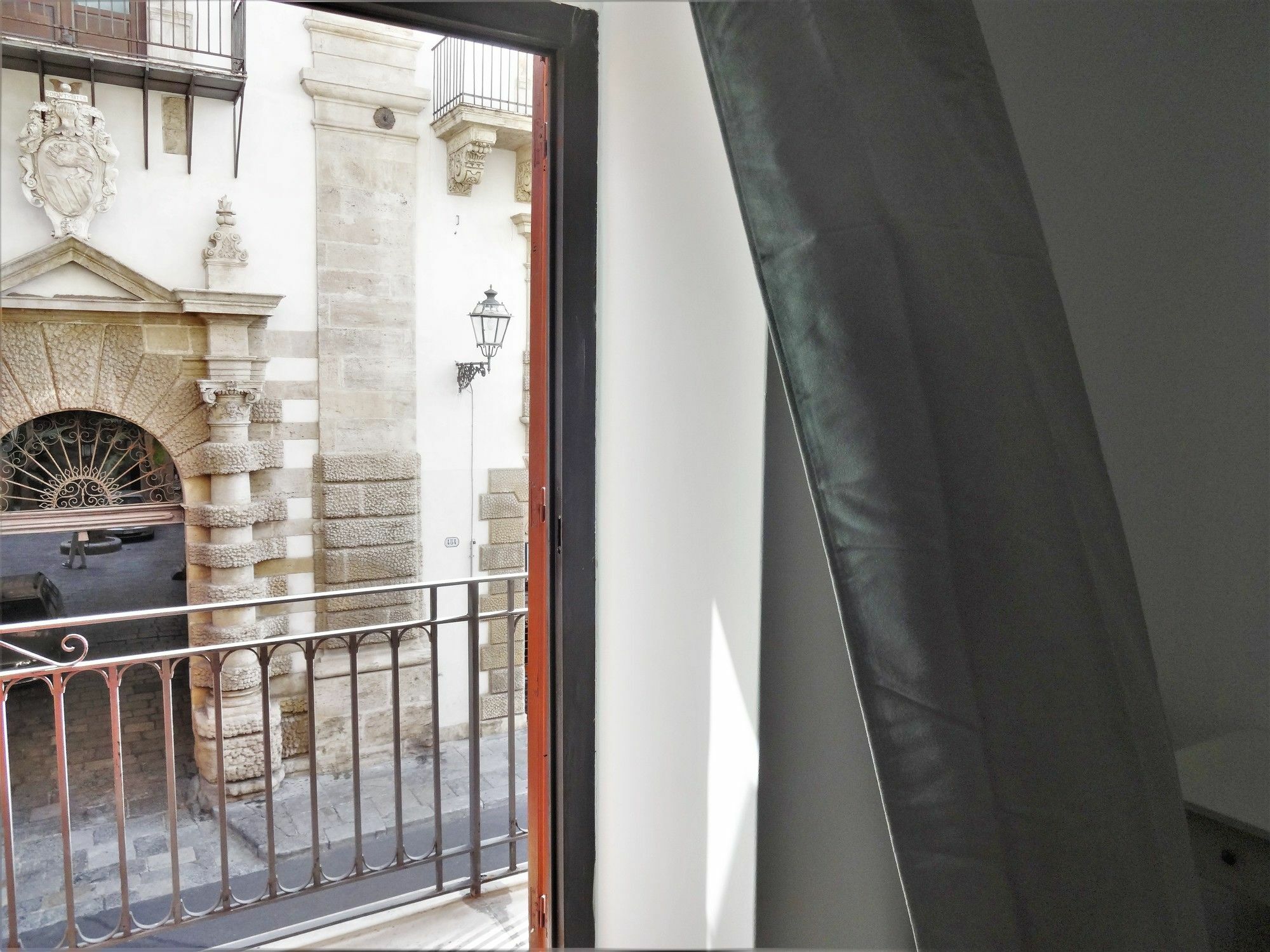 I Vicini Della Cattedrale Bed & Breakfast Palermo Exterior photo